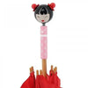 Parapluie enfant Amako fermé, montrant la poignée et la toile rouge